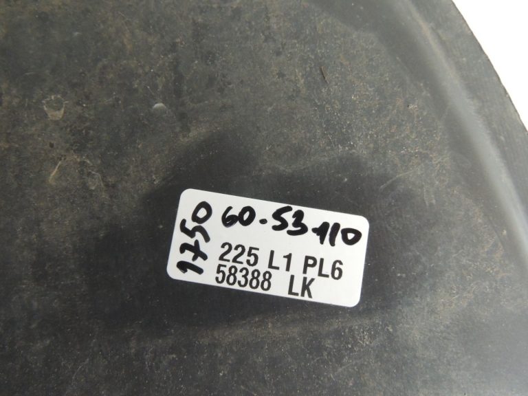 Nissan Navara II D40 2010-2013 Priekšējā labās puses riteņa arkas iekšējais oderējums 638403X00A