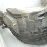 Nissan Navara II D40 2010-2013 Priekšējā kreisā iekšējā riteņa arkas ieliktnis 638413X00A