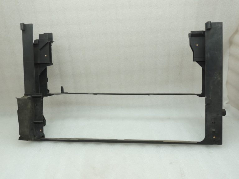 OEM BMW F06 F07 F10 F10 F11 F01 F02 Radiatora moduļa kronšteins Atbalsts 17117804617