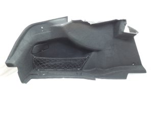Oriģinālā Mercedes Benz W205 sedana bagāžnieka sānu apdare kreisā A2056900825