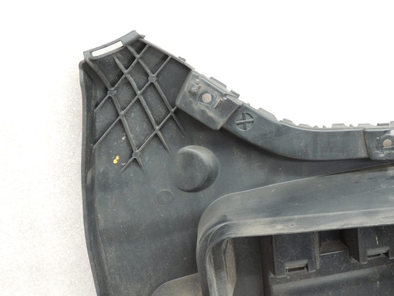 Oriģinālais BMW 5. sērijas F10 F18 bampera kronšteins aizmugurējais kreisais 51127184767 7184767