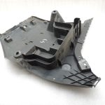 BMW 5. sērijas F10 F18 bampera kronšteins Aizmugurējā labā 51127184768 7184768