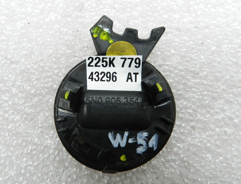 VW Passat oriģinālais stūres statņa vāks 5N0905354A