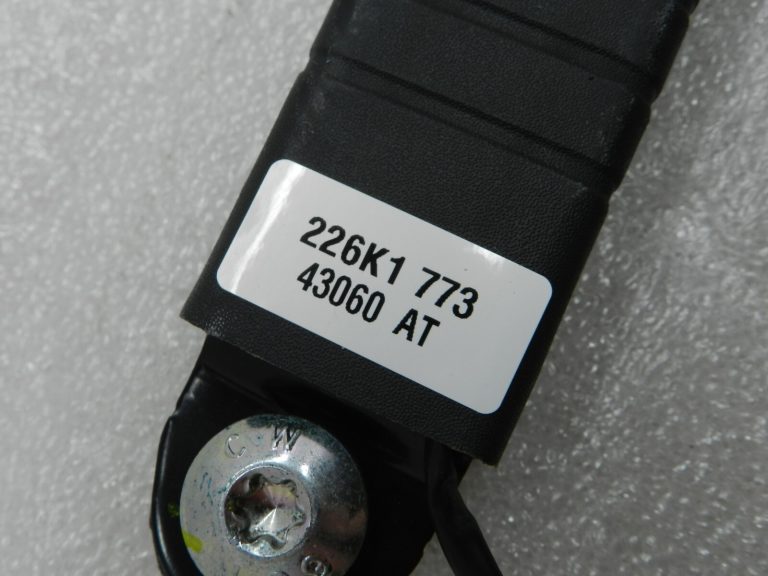 Opel Antara oriģinālais drošības jostu turētājs 20917480