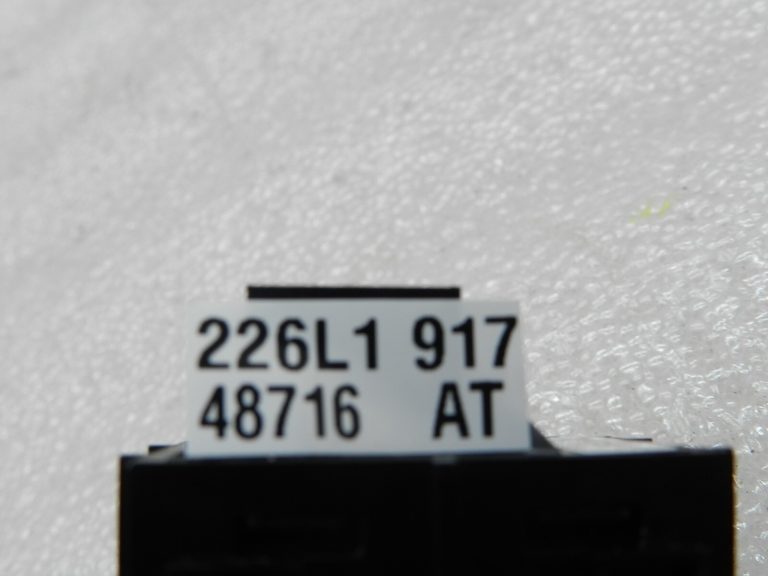 Opel Insignia B oriģinālais stāvbremžu slēdzis 9060790