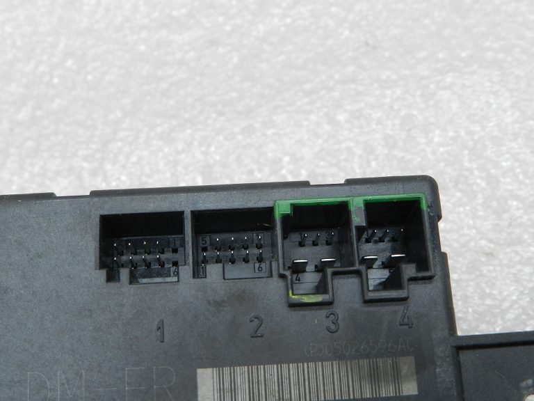Chrysler Grand Voyager oriģinālais durvju vadības bloks priekšējais labais