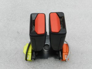 Volvo V40 original seat belt buckle rear center 31377484
