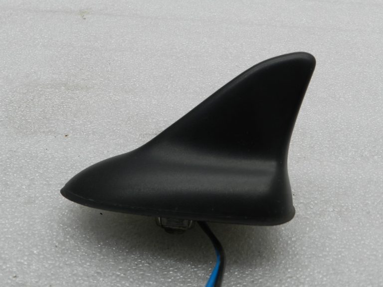 Opel Zafira C oriģinālā jumta antena