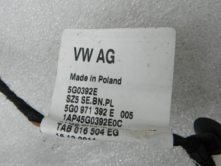 Seat VW oriģināls sēdekļu instalācijas komplekts priekšējā labajā pusē