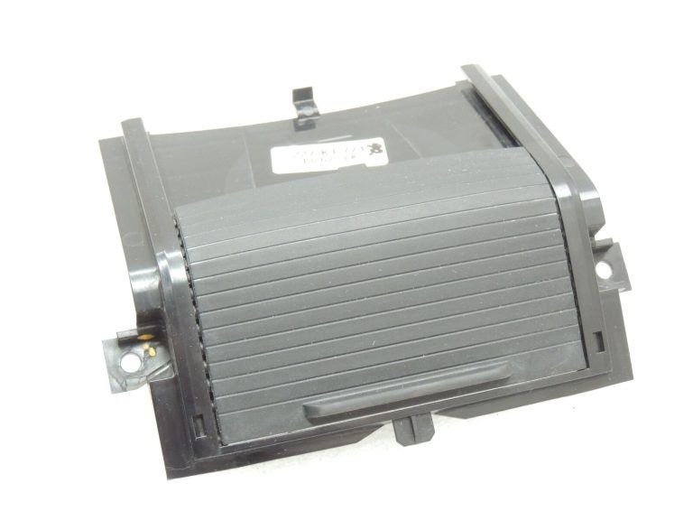 Volvo XC90 II centrālās konsoles aizmugurējā nodalījuma pārsegs 39827388 31403377