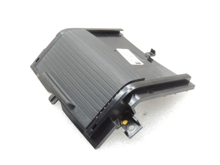Volvo XC90 II centrālās konsoles aizmugurējā nodalījuma pārsegs 39827388 31403377