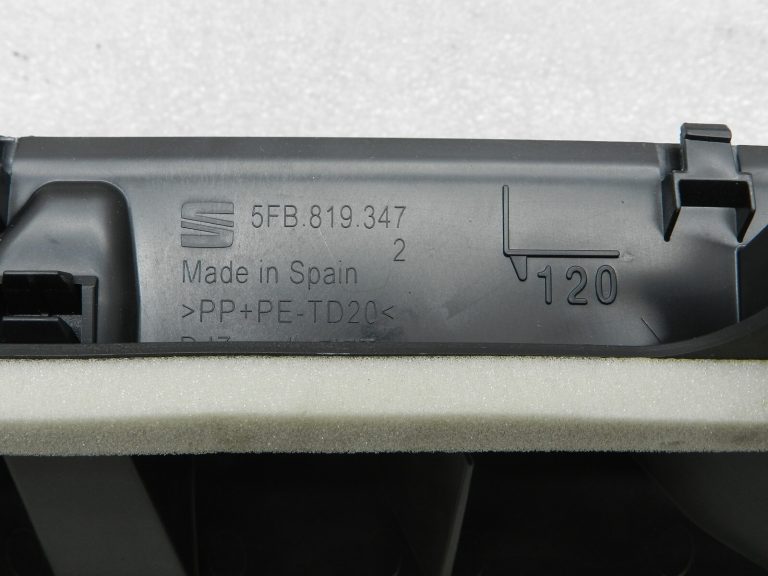 Cupra Leon KL8 Oriģinālais gaisa ieplūdes 5fb819347