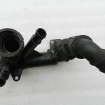 VW Golf oriģinālais ūdens dzesēšanas šķidruma termostata korpuss