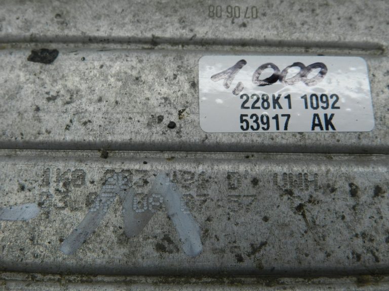 VW Audi Audi Seat Skoda Oriģinālais radiators Dīzeļdegvielas dzesētājs Degvielas dzesētājs