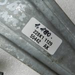 Toyota Avensis T27 Oriģinālais aizmugurējais kreisais loga regulators