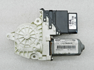 Skoda VW VW oriģināls aizmugurējā kreisā loga motors