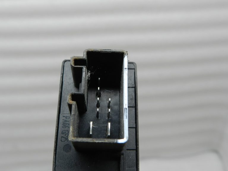 VW Audi oriģināls vadības bloks degvielas sūknis DEFEKTĪVS!!!