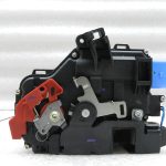 VW Golf VI oriģinālā durvju slēdzene priekšējā kreisā 3d1837015ab