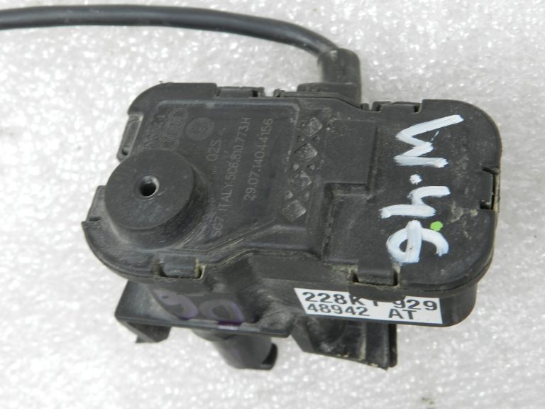 VW Golf oriģinālais degvielas uzpildes vāka vārsts 5C6810773H