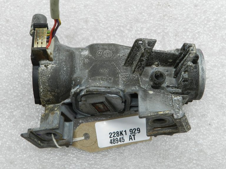 VW Golf oriģinālais aizdedzes startera slēdzis 5q0905865