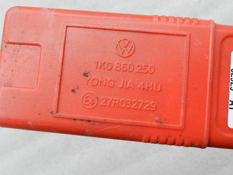 VW Audi Audi Seat Skoda Oriģinālais brīdinājuma trīsstūris