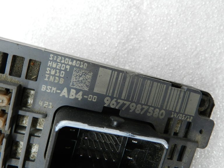 Peugeot 508 Original Fuse Box Control Unit Fuse Box BSM-AB4-00 DEFECTIVE!!!!