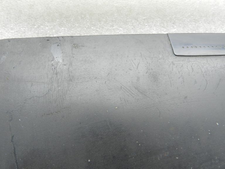 VW Sharan oriģinālais glabāšanas nodalījums uz paneļa DEFEKTĪVS!