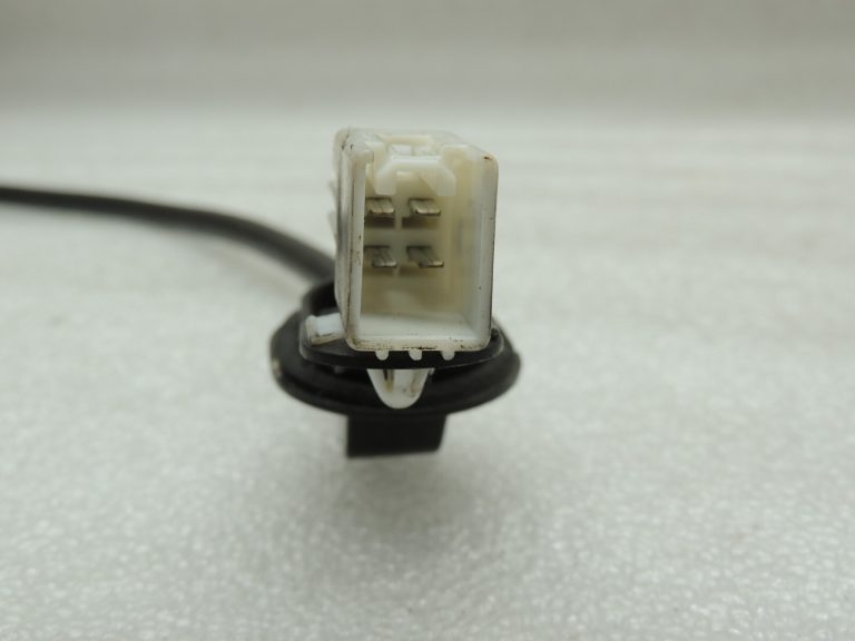 OEM Mazda CX5 I ABS riteņu ātruma sensors aizmugurējais labais KA0G-43-7EX