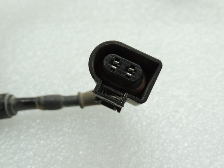 OEM Mazda CX5 I ABS riteņu ātruma sensors aizmugurējais labais KA0G-43-7EX