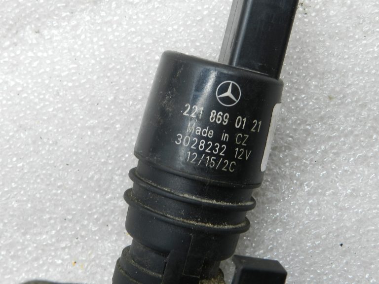 Mercedes E W212 oriģinālais mazgāšanas ūdens sūknis Mazgāšanas sūknis