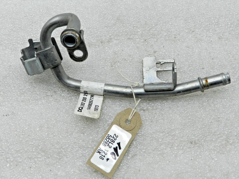 Nissan Qashqai oriģinālā turbokompresora ūdens izplūdes caurule