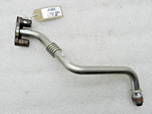 Nissan Qashqai oriģinālā turbokompresora eļļas padeves šļūtene