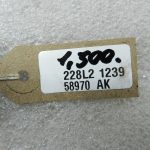Nissan Qashqai oriģinālā universālā stūres statne