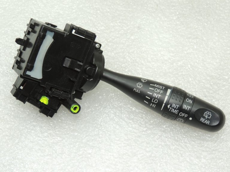 Suzuki SX4 Swift Fiat Sedici tīrītāju slēdzis 3731062JA1