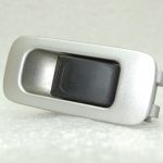 Suzuki Liana aizmugurējais kreisais labais elektrisko logu slēdzis 3799575F0, 3799575F00ZL9