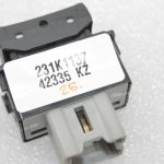 Nissan X-Trail T32 Qashqai J11 Sēdekļa apsildes slēdzis priekšējais kreisais 255003TA1A
