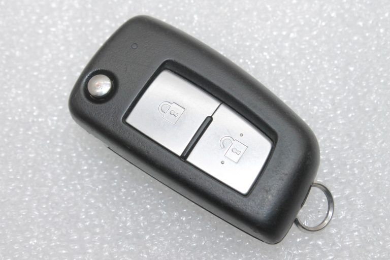 Oriģināls Nissan X-Trail T32 tālvadības pults H05614CA0B