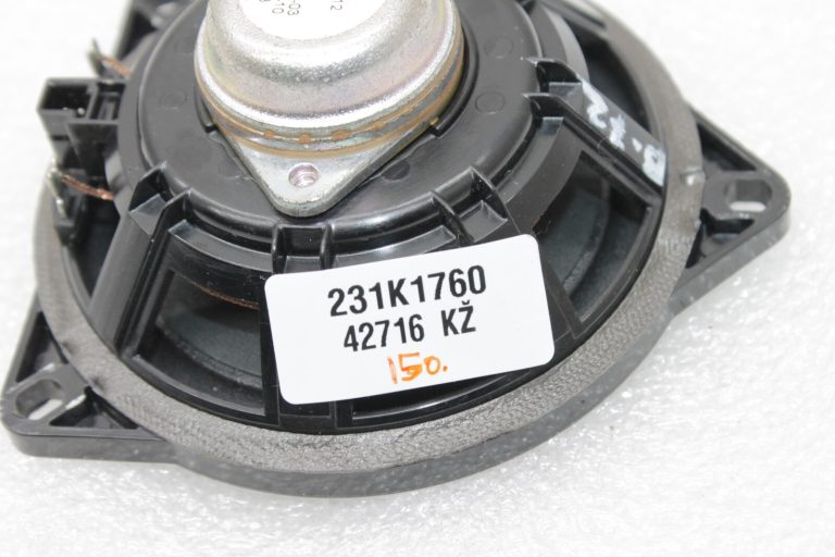 Oriģinālais BMW F10 F11 F45 F39 Aizmugurējā skaļruņa paketes plaukts 65138715683, 8715683