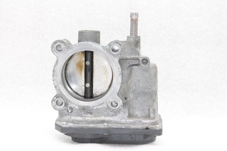 Oriģināls Toyota 1.8 1ZR-FAE 2ZR-FAE droseļvārsts 220300T050, 2203037050