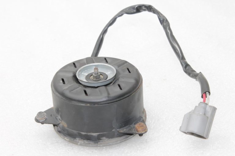 Oriģināls Toyota Avensis T27 1.8 Radiatora ventilatora motors 16363-0D130 163630D130