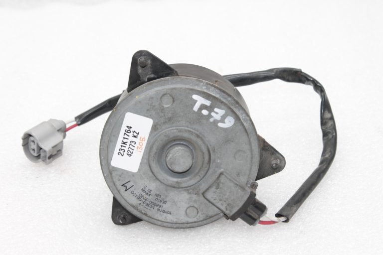 Oriģināls Toyota Avensis T27 1.8 Radiatora ventilatora motors 16363-0D130 163630D130