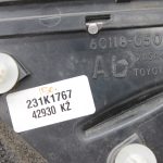 Toyota Avensis T27 Priekšējais kreisais loga pārsegs, trīsstūris 60118-05021, 6011805021