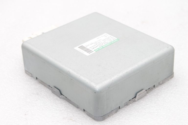 Toyota Avensis T27 stūres pastiprinātājs Stūres mehānisma vadības bloks 8965005180, 89650-05180