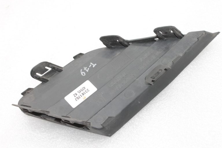 Oriģināls Toyota Avensis T27 priekšējā labā bampera pārsegs 53127-05010