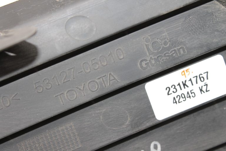 Oriģināls Toyota Avensis T27 priekšējā labā bampera pārsegs 53127-05010