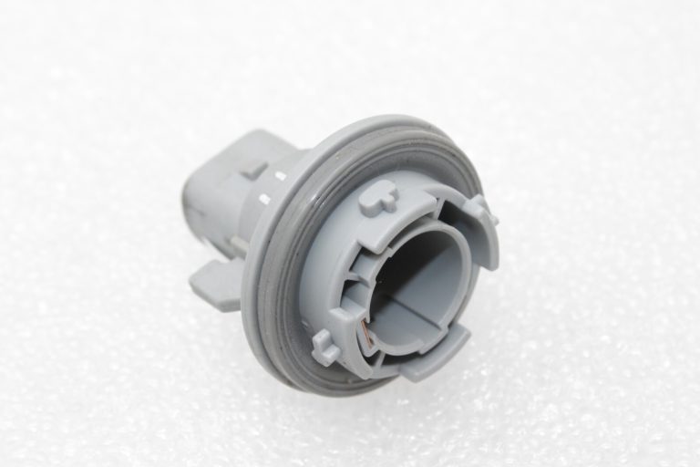 Oriģinālais Opel Antara indikatora spuldzes turētājs 93744185, 4808886