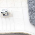 Oriģinālais Opel Antara A statnes labās puses pārsegs, pelēks, titāna krāsā 96859595, 4813651