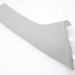 Oriģinālais Opel Antara A statnes labās puses pārsegs, pelēks, titāna krāsā 96859595, 4813651