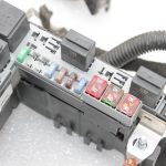 Opel Meriva B virsbūves elektroinstalācijas instalācijas drošinātāju bloks vadības bloks 93197115 1282227