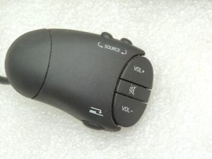 Dacia Duster radio switch steering column switch 255522215R